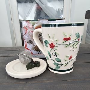 Pfaltzgraff Winterberry tea cup